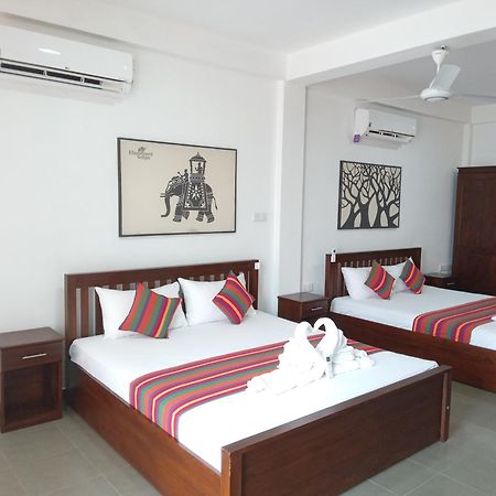 White Rose Safari Home Stay Удавалаве Экстерьер фото
